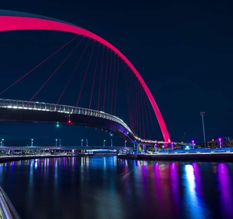 dtolerance-bridge-in-dubai-canal